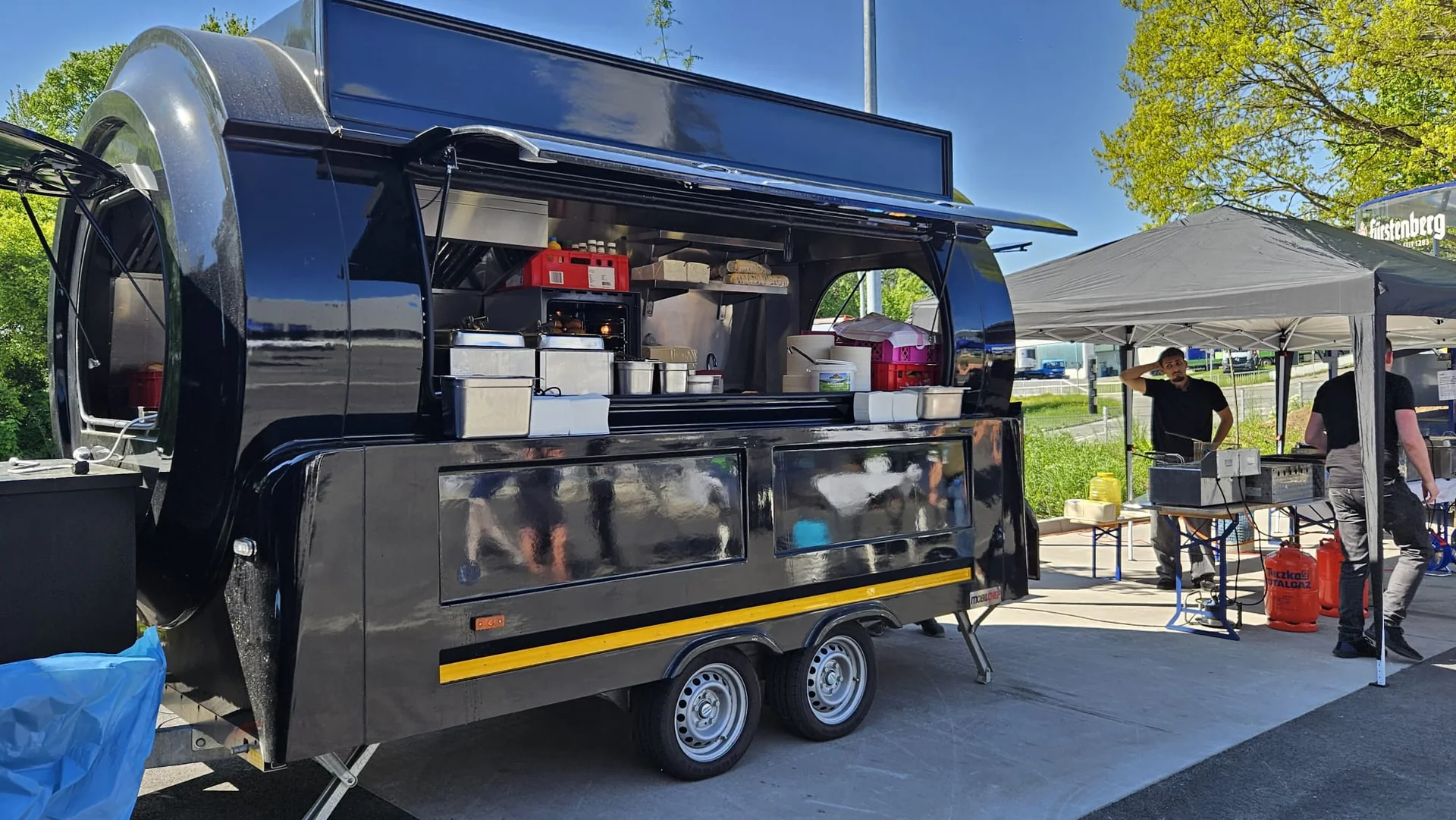 Frisch zubereitete Speisen am Boerny’s Foodtruck